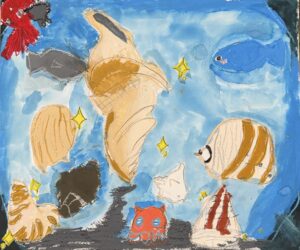 京都伏見の絵画教室owl美術研究所の子供アトリエ教室で描かれた貝の絵　沢山の貝と魚たち