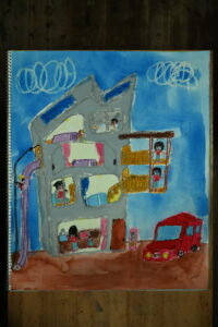 京都の絵画教室子供アトリエにて住みたい家というテーマで描いてもらった水彩画
