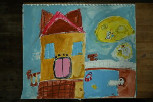 京都の絵画教室子供アトリエにて住みたい家というテーマで描いてもらった水彩画